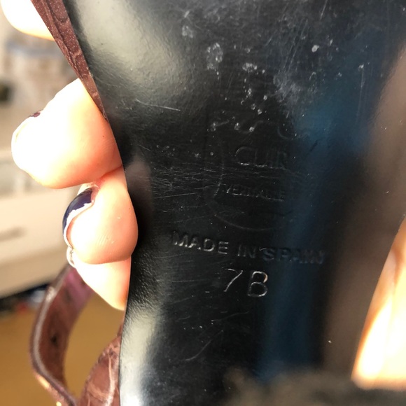 Charles David collection brown heels - Picture 8 of 8